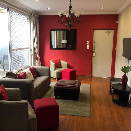 314 On Clark Guest House Pretoria-Noord Exterior foto